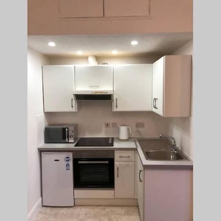 Glenfinnan - Two Bedroom Apartment Dunfermline Kültér fotó