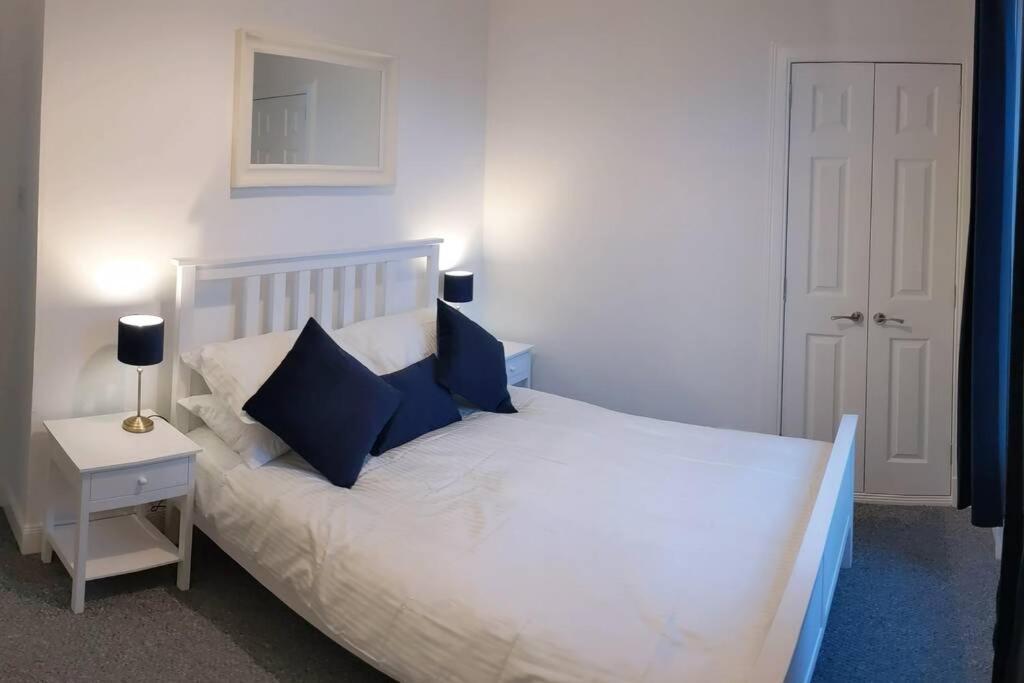 Glenfinnan - Two Bedroom Apartment Dunfermline Kültér fotó