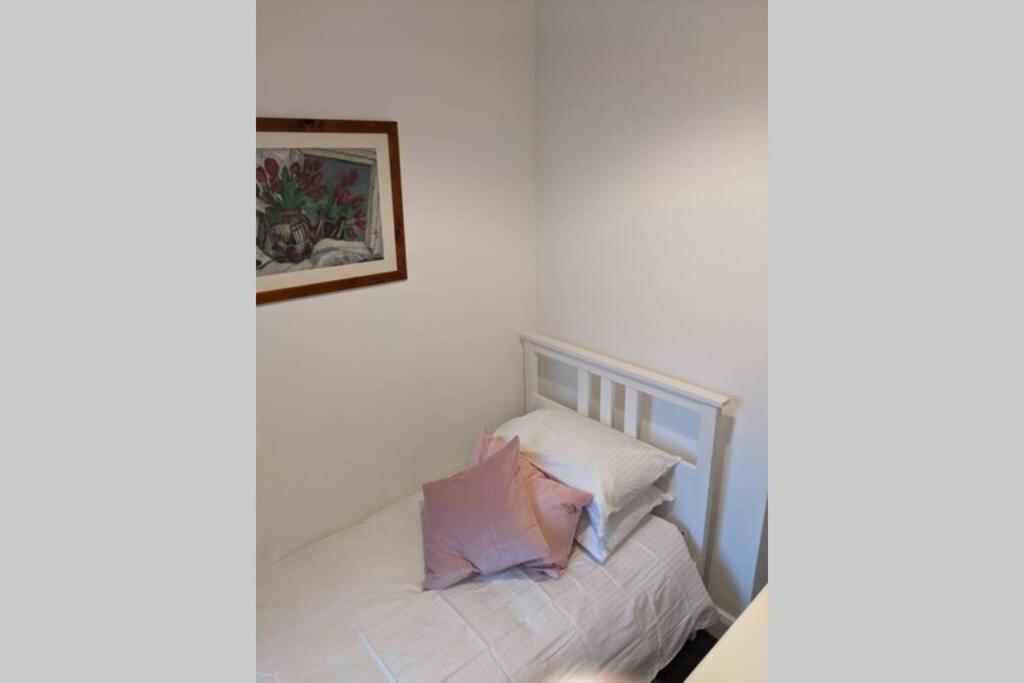 Glenfinnan - Two Bedroom Apartment Dunfermline Kültér fotó