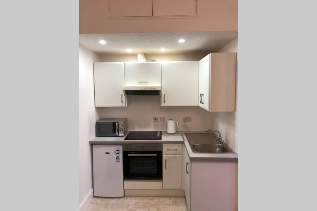 Glenfinnan - Two Bedroom Apartment Dunfermline Kültér fotó