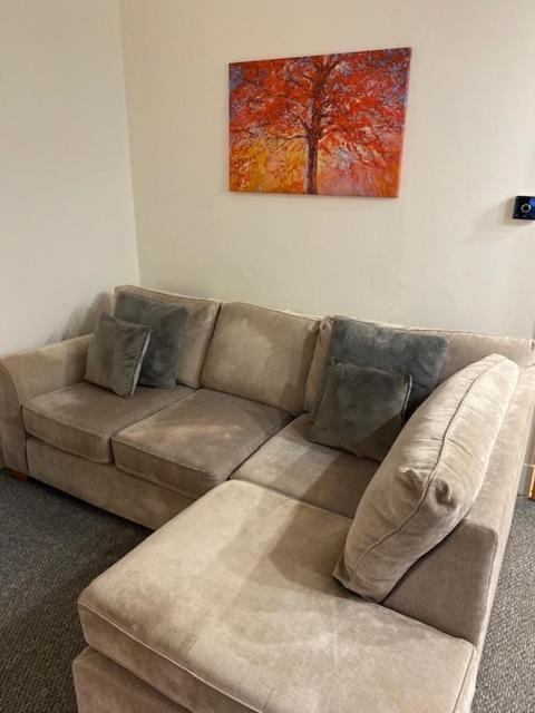 Glenfinnan - Two Bedroom Apartment Dunfermline Kültér fotó